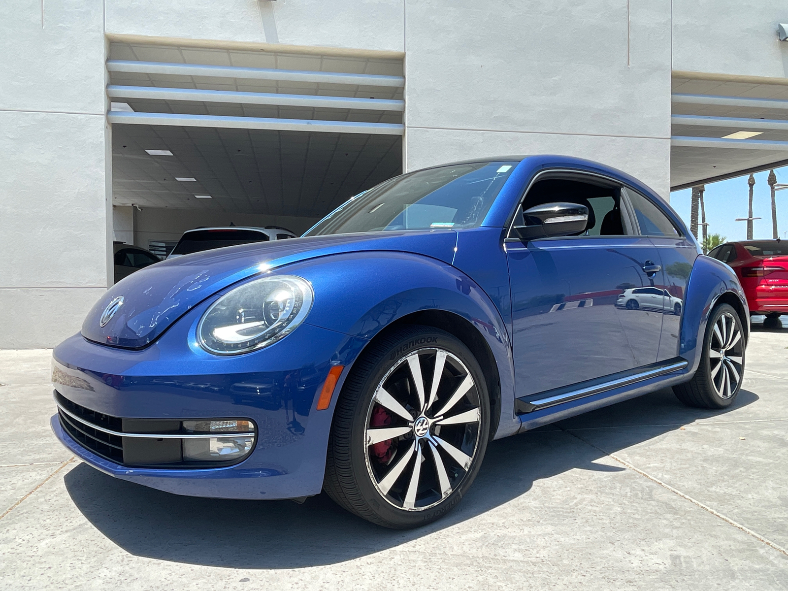 2013 Volkswagen Beetle 2.0 TSi 2