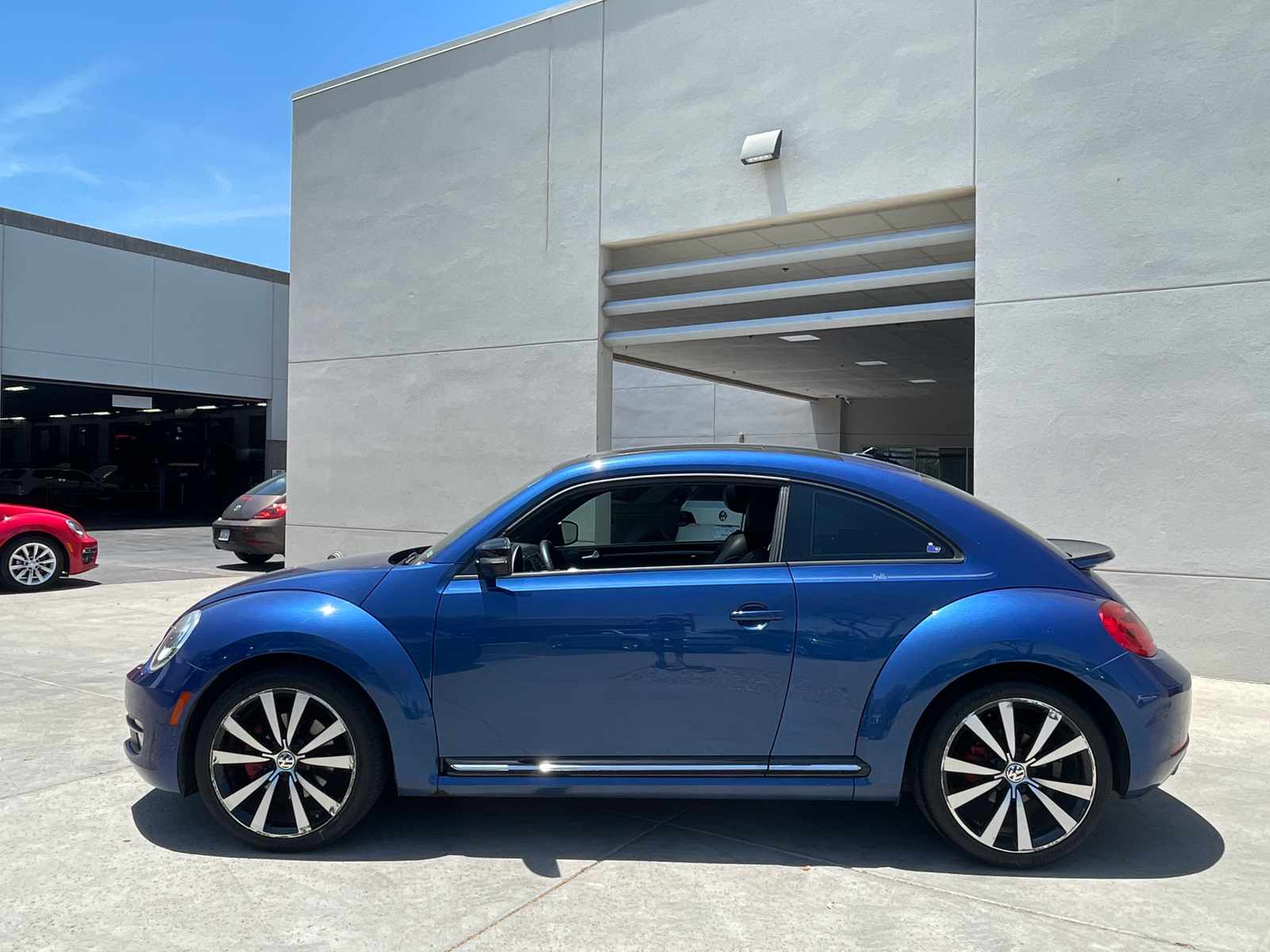 2013 Volkswagen Beetle 2.0 TSi 3