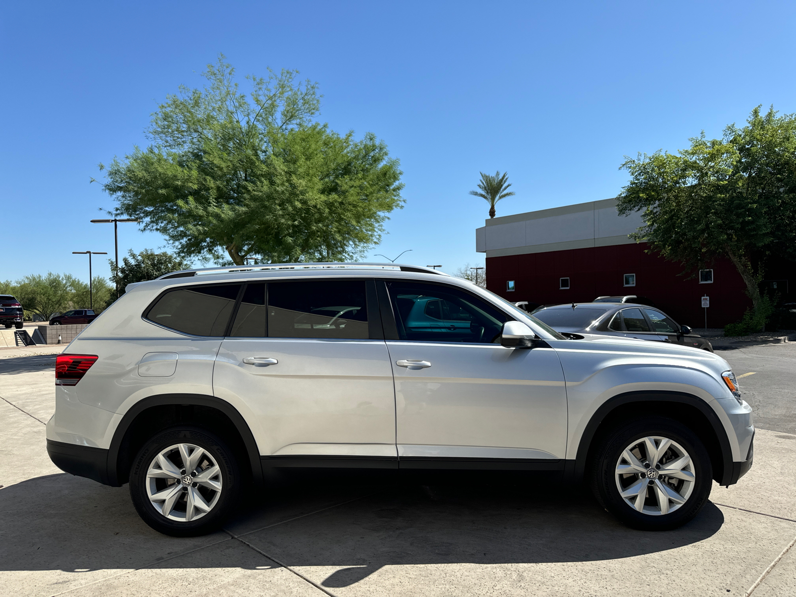 2018 Volkswagen Atlas 2.0T S 4