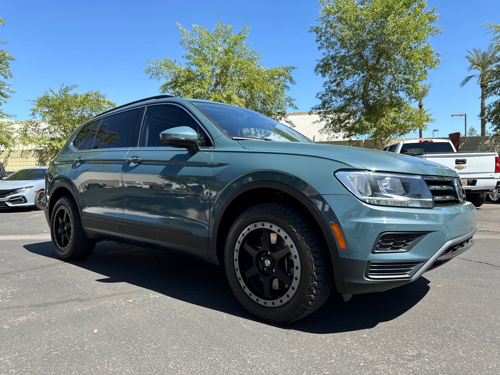 2019 Volkswagen Tiguan 2.0T SE 1