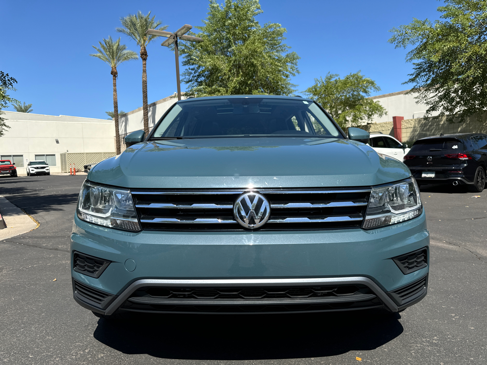 2019 Volkswagen Tiguan 2.0T SE 2