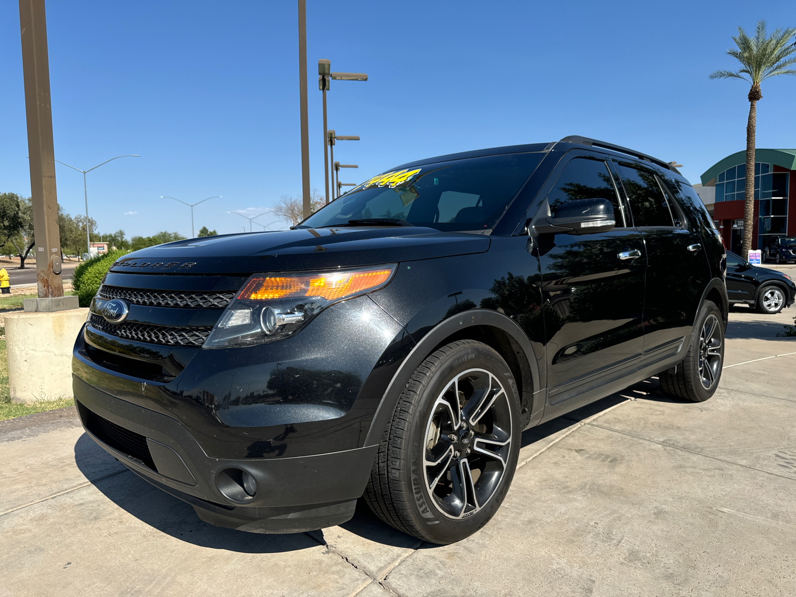 2014 Ford Explorer Sport 3