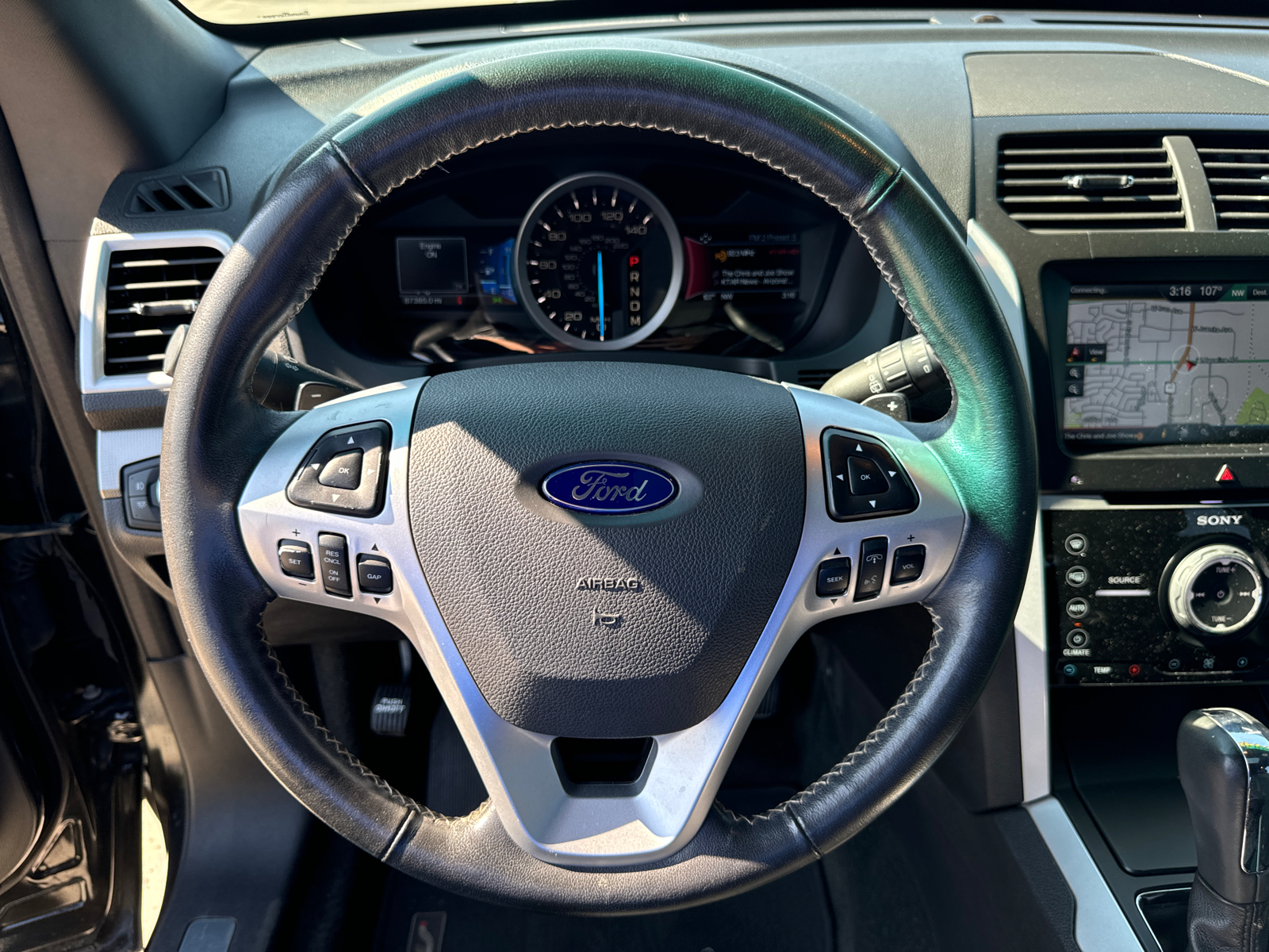 2014 Ford Explorer Sport 9