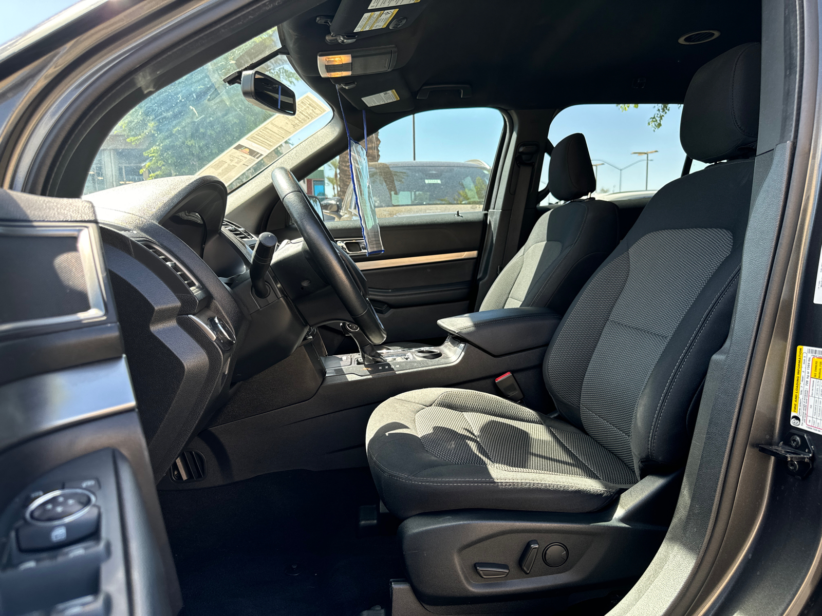 2019 Ford Explorer XLT 18