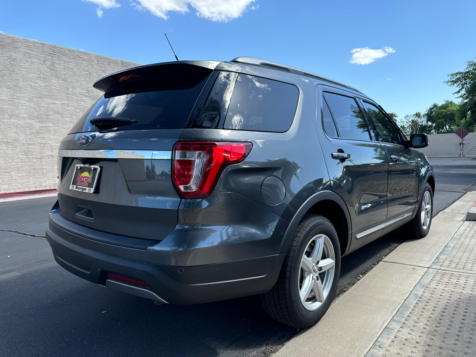 2019 Ford Explorer XLT 27