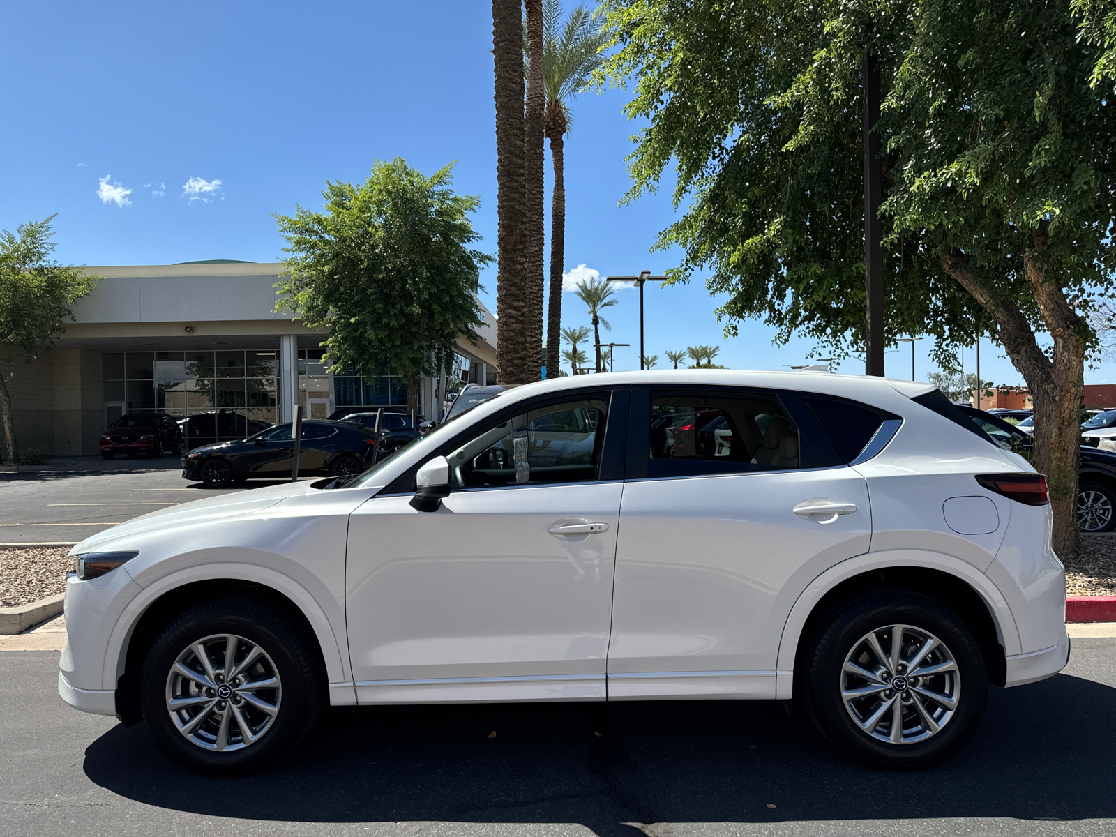 2024 Mazda CX-5 2.5 S Preferred Package 4