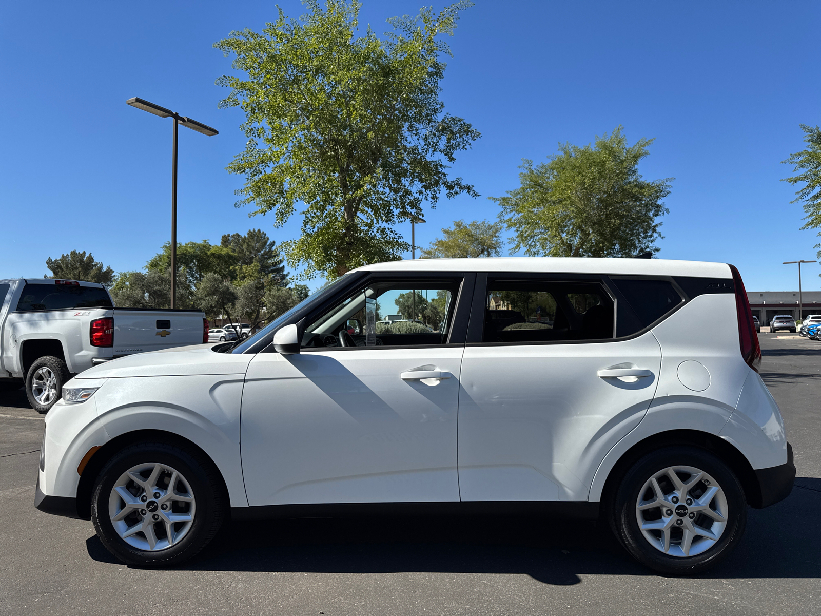 2022 Kia Soul LX 4