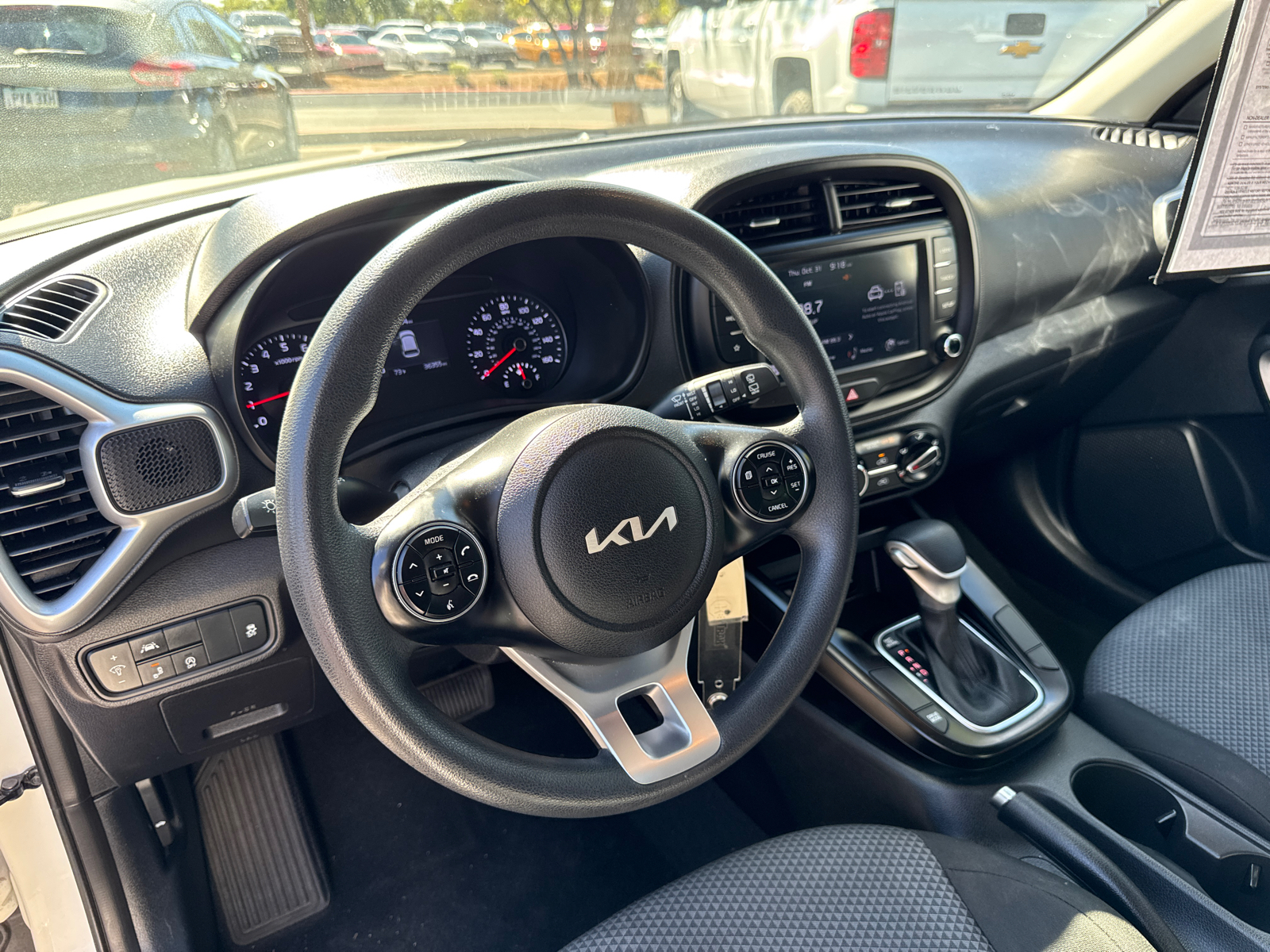 2022 Kia Soul LX 16