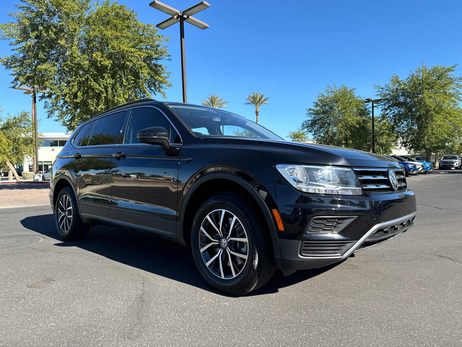 2019 Volkswagen Tiguan 2.0T SE 1