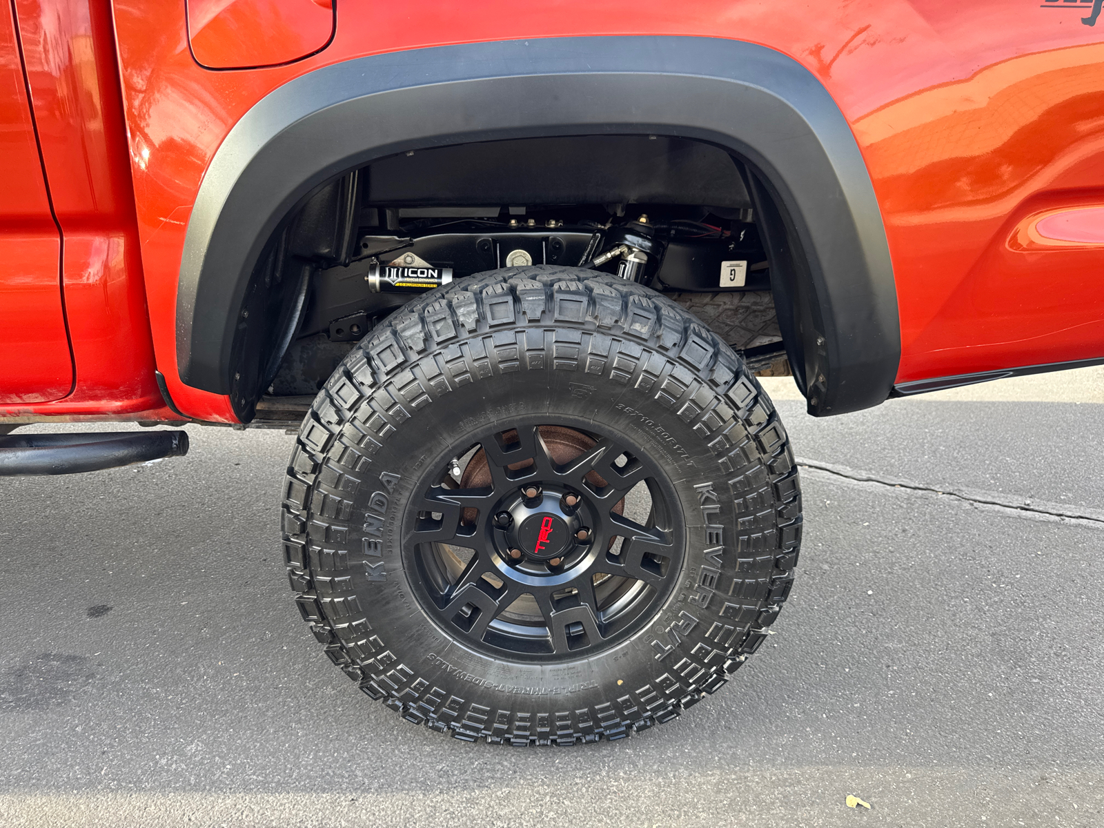 2016 Toyota Tacoma TRD Off-Road 24