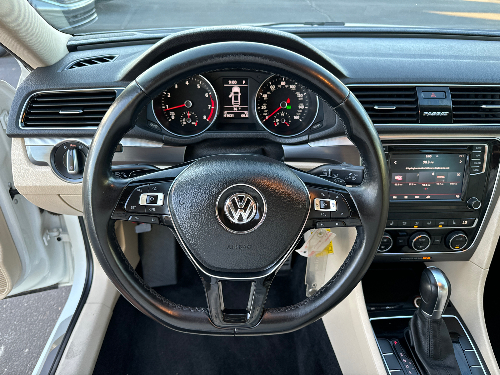 2018 Volkswagen Passat 2.0T R-Line 9