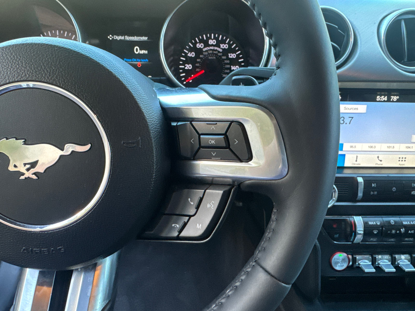 2019 Ford Mustang EcoBoost Premium 10