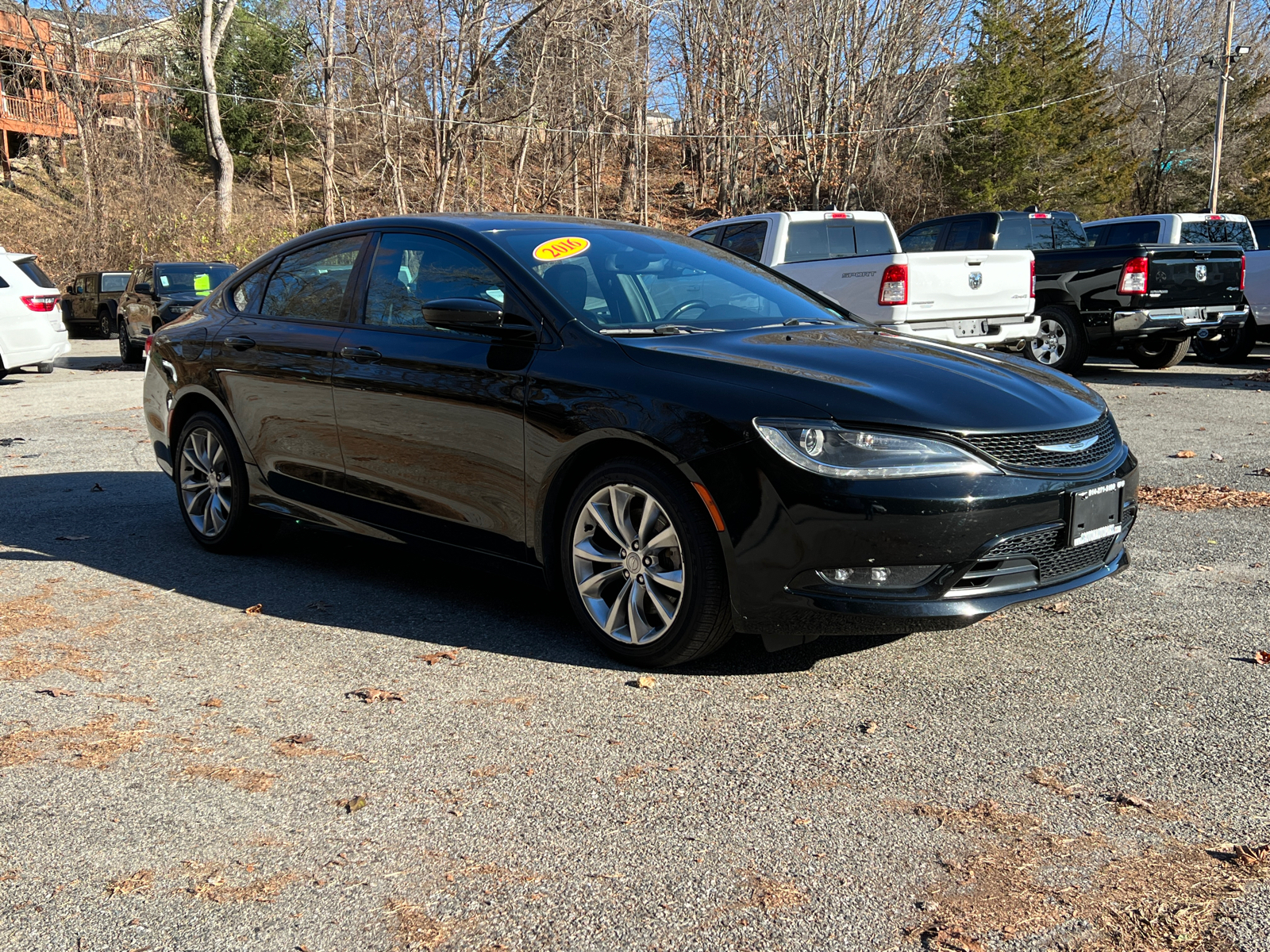 2016 Chrysler 200 S 1