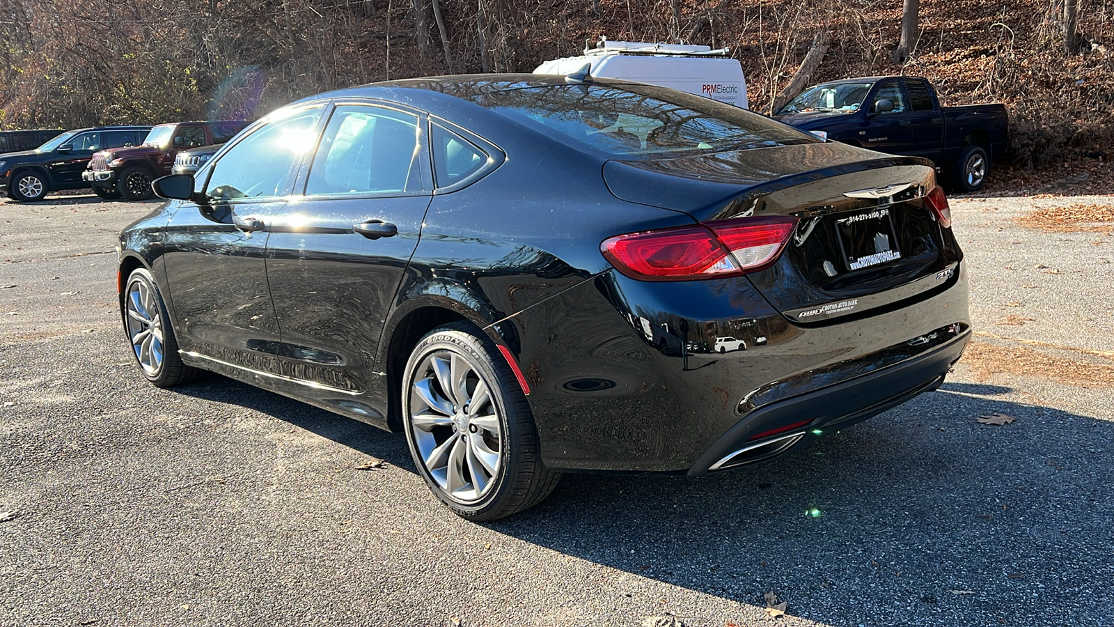 2016 Chrysler 200 S 5