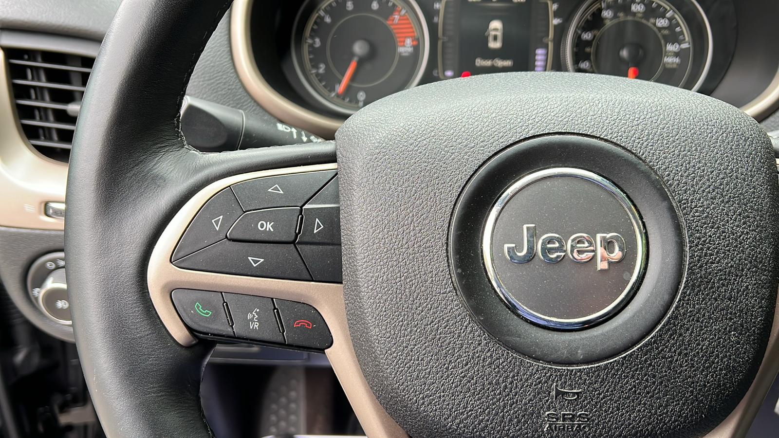 2016 Jeep Cherokee Latitude 14