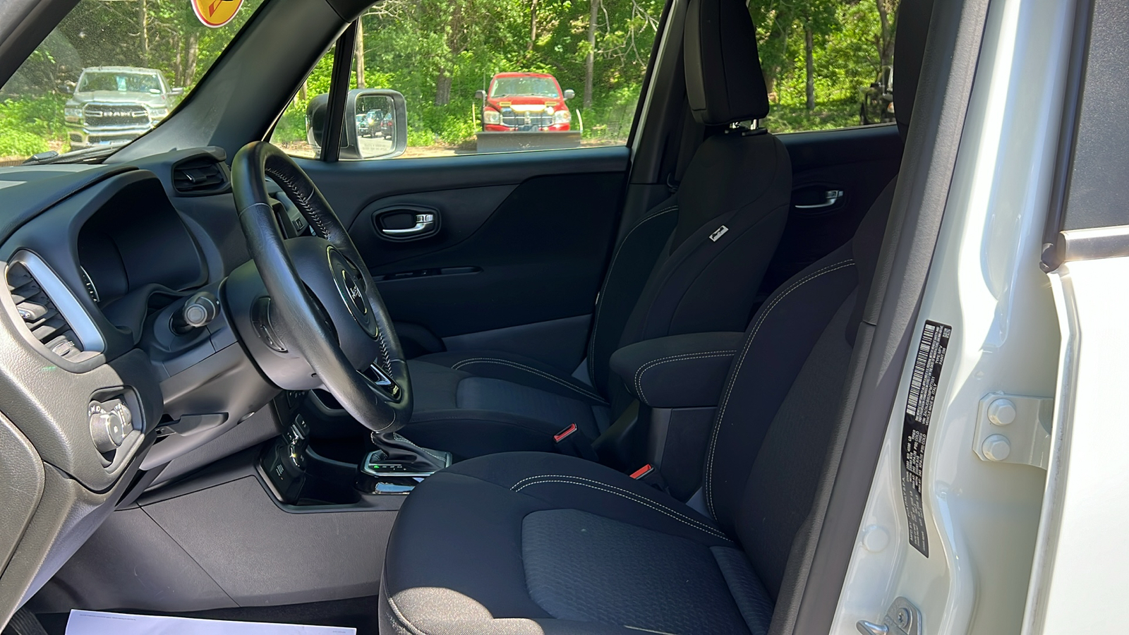 2021 Jeep Renegade 80th Anniversary 12