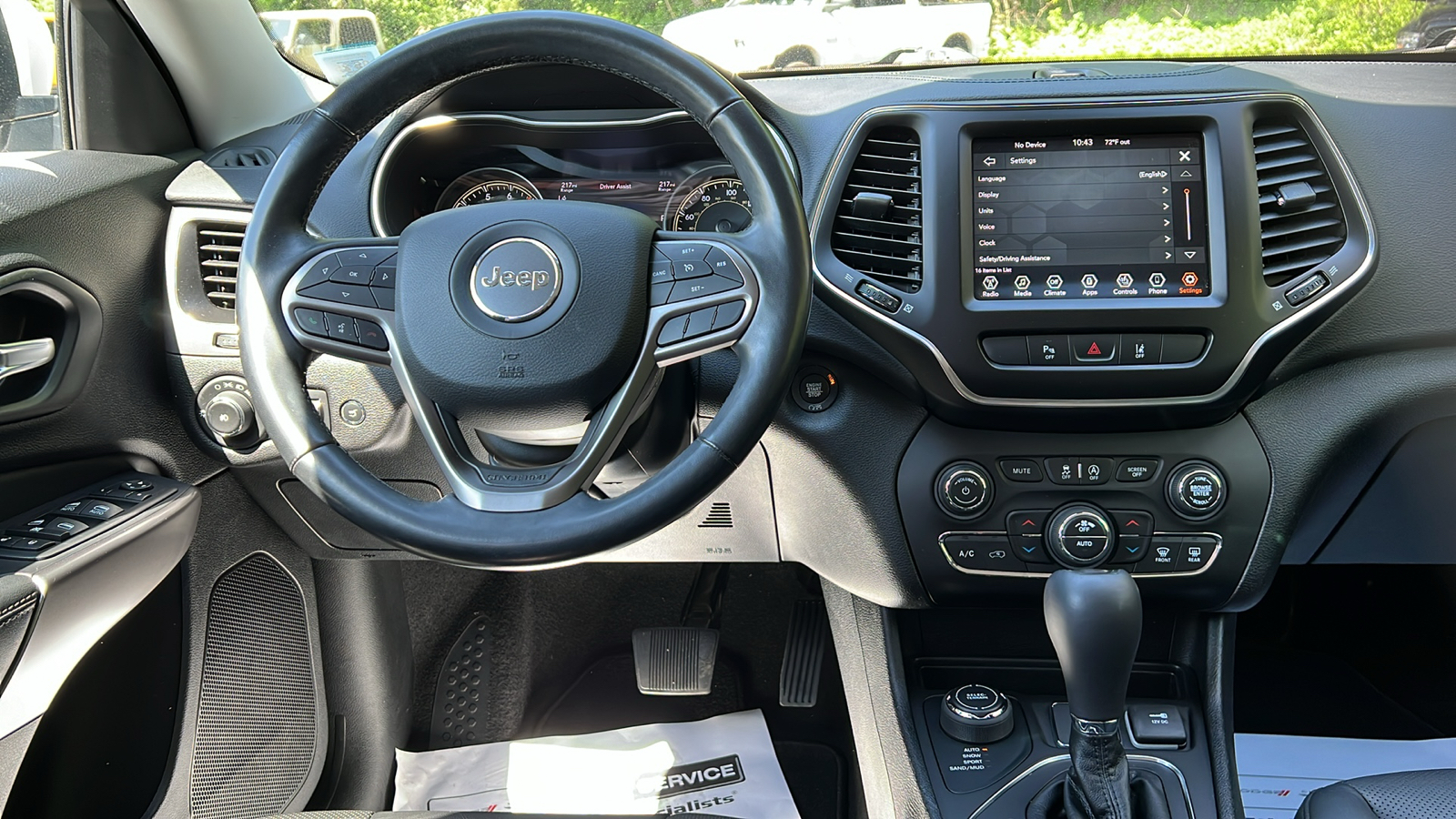 2021 Jeep Cherokee Latitude Lux 23