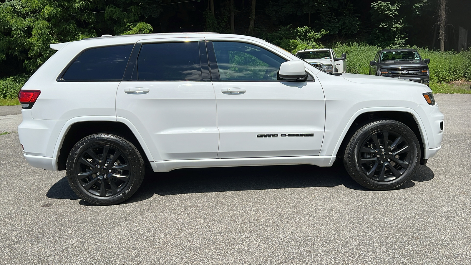 2021 Jeep Grand Cherokee Laredo X 2