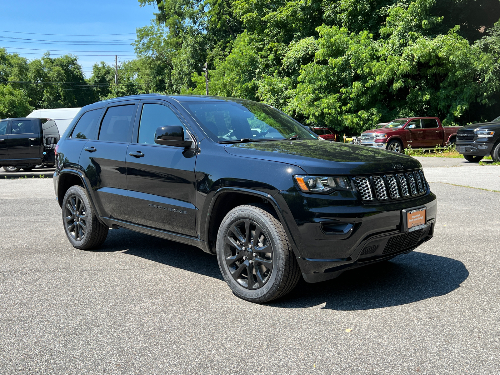 2021 Jeep Grand Cherokee Laredo X 1