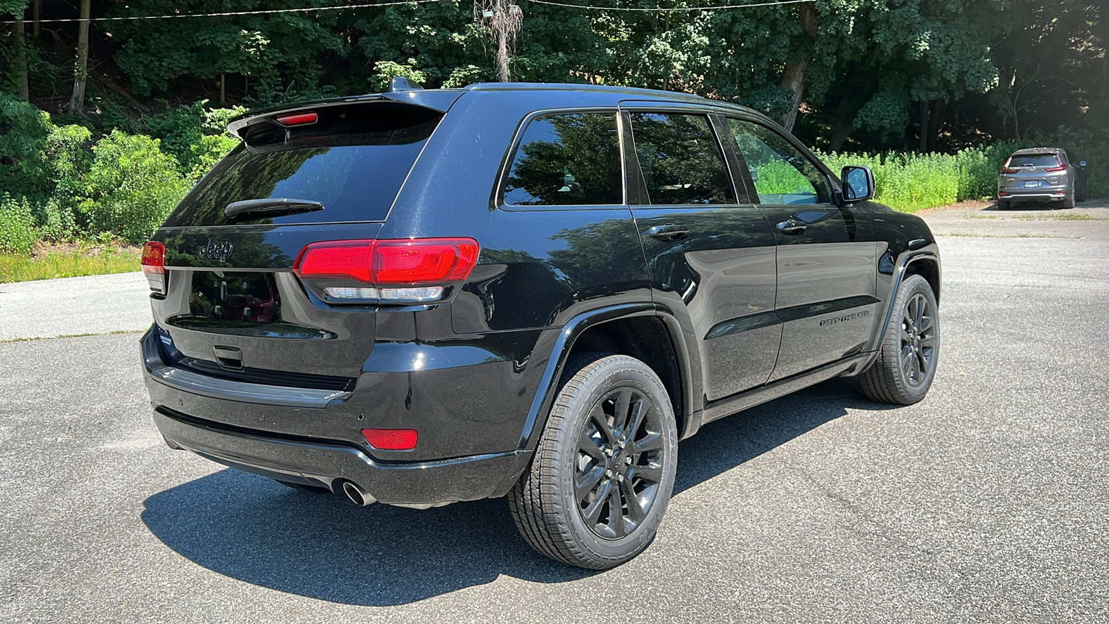 2021 Jeep Grand Cherokee Laredo X 3