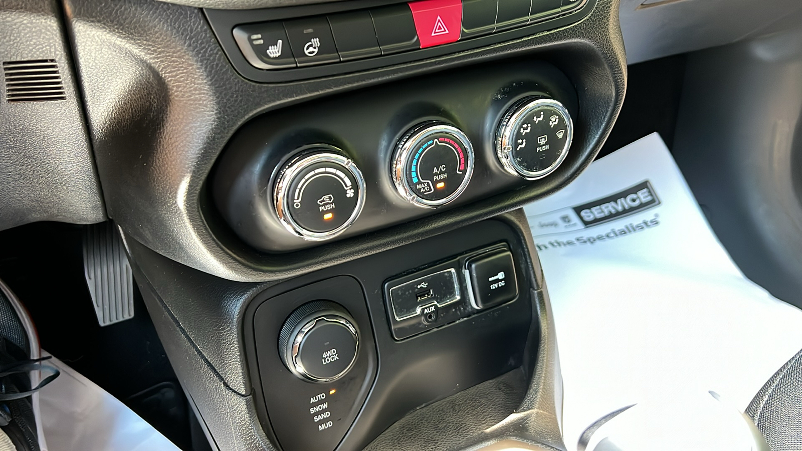 2016 Jeep Renegade Latitude 18