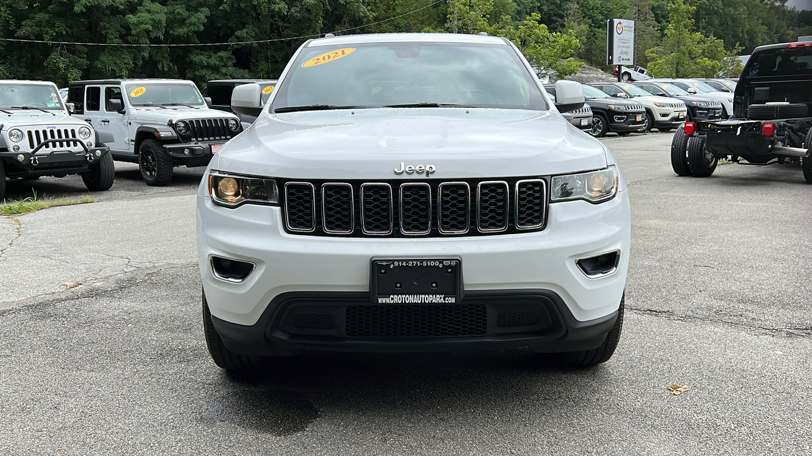 2021 Jeep Grand Cherokee Laredo E 8