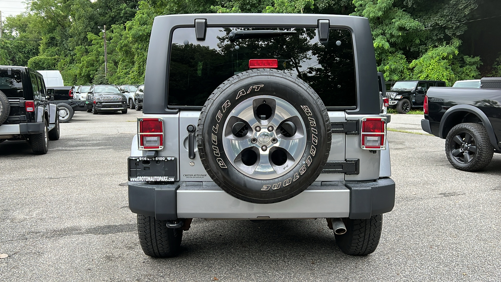 2017 Jeep Wrangler Sahara 3