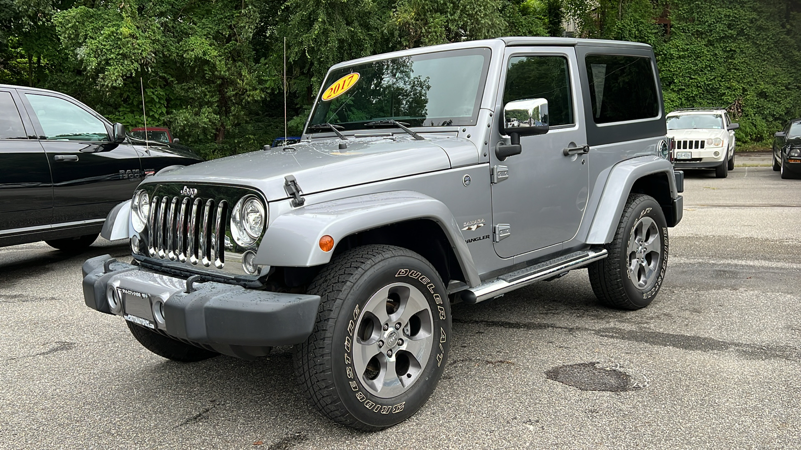 2017 Jeep Wrangler Sahara 5