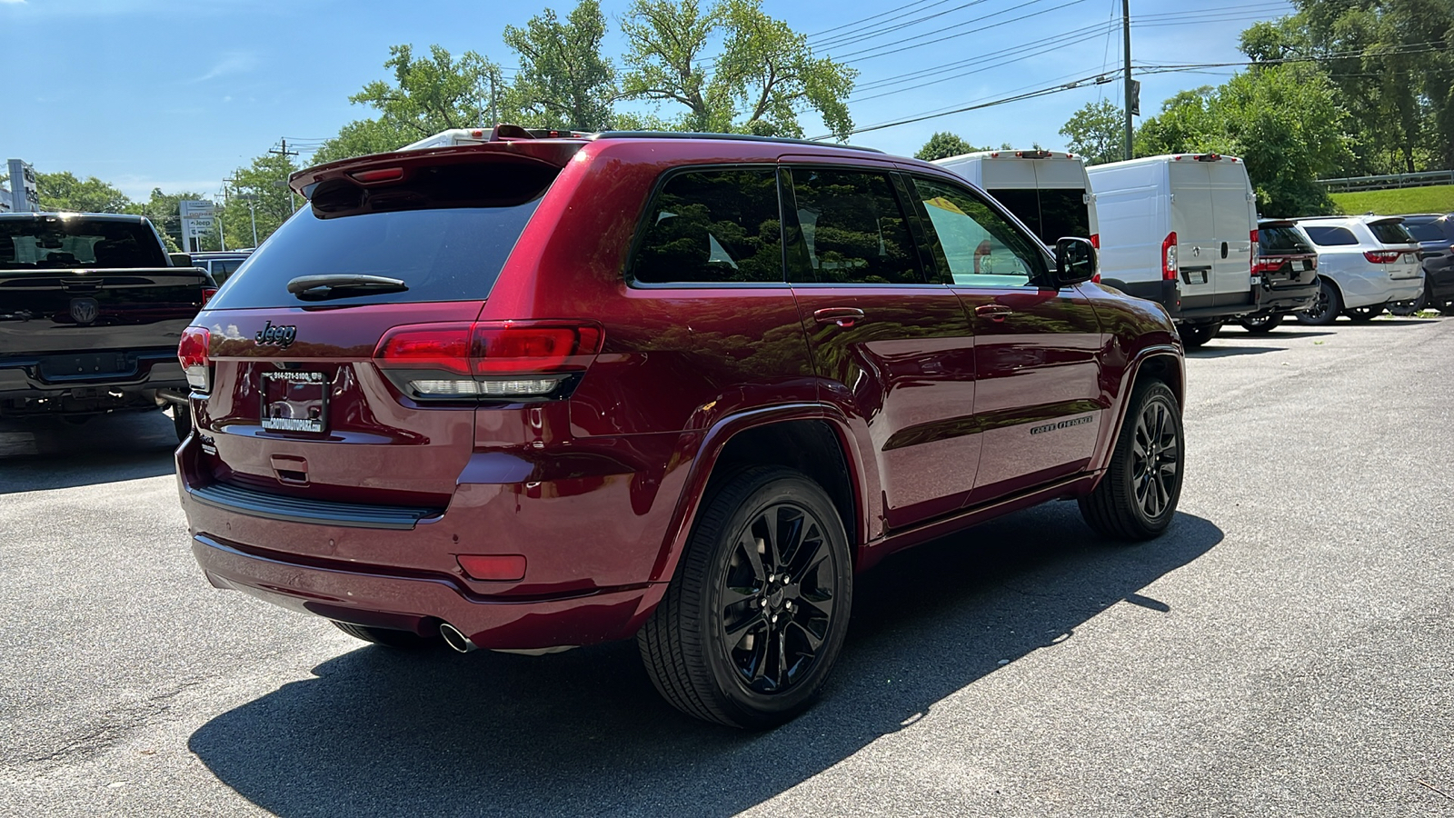 2021 Jeep Grand Cherokee Laredo X 3