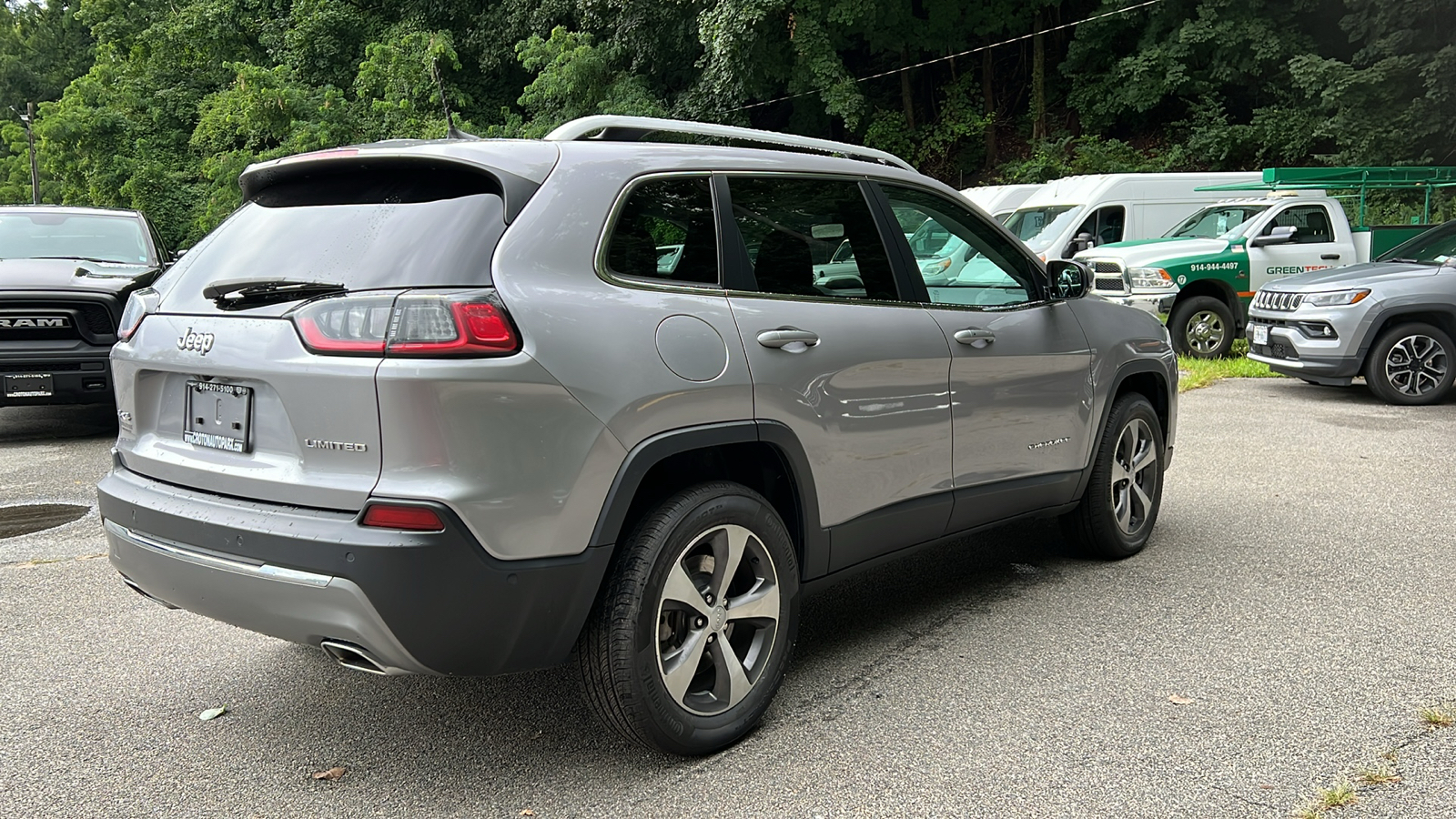 2021 Jeep Cherokee Limited 3