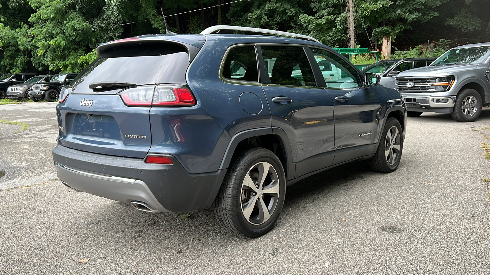 2021 Jeep Cherokee Limited 3