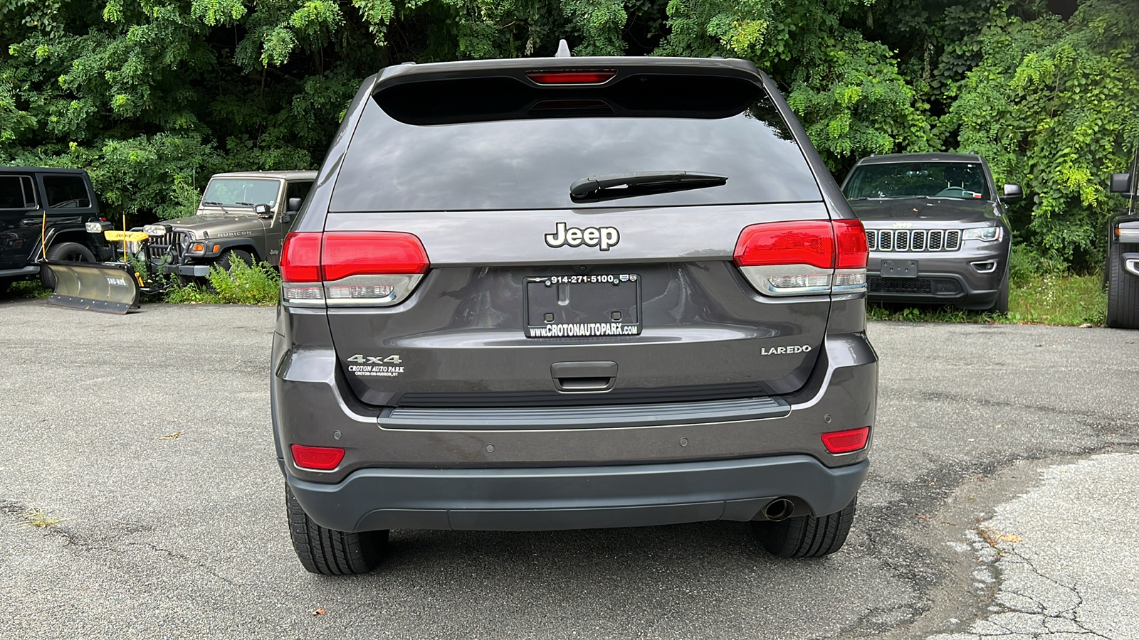 2016 Jeep Grand Cherokee Laredo 4