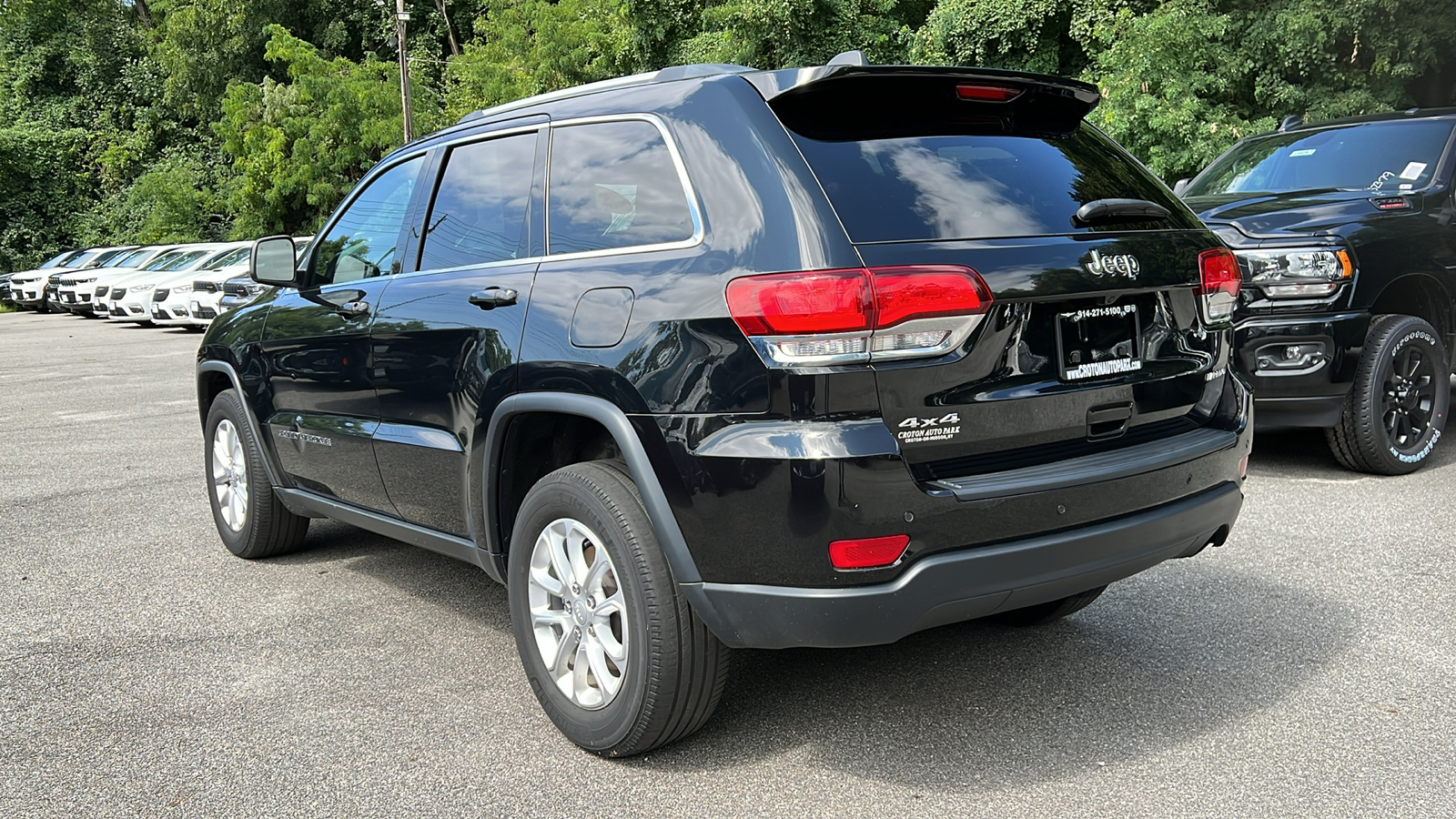 2021 Jeep Grand Cherokee Laredo E 4