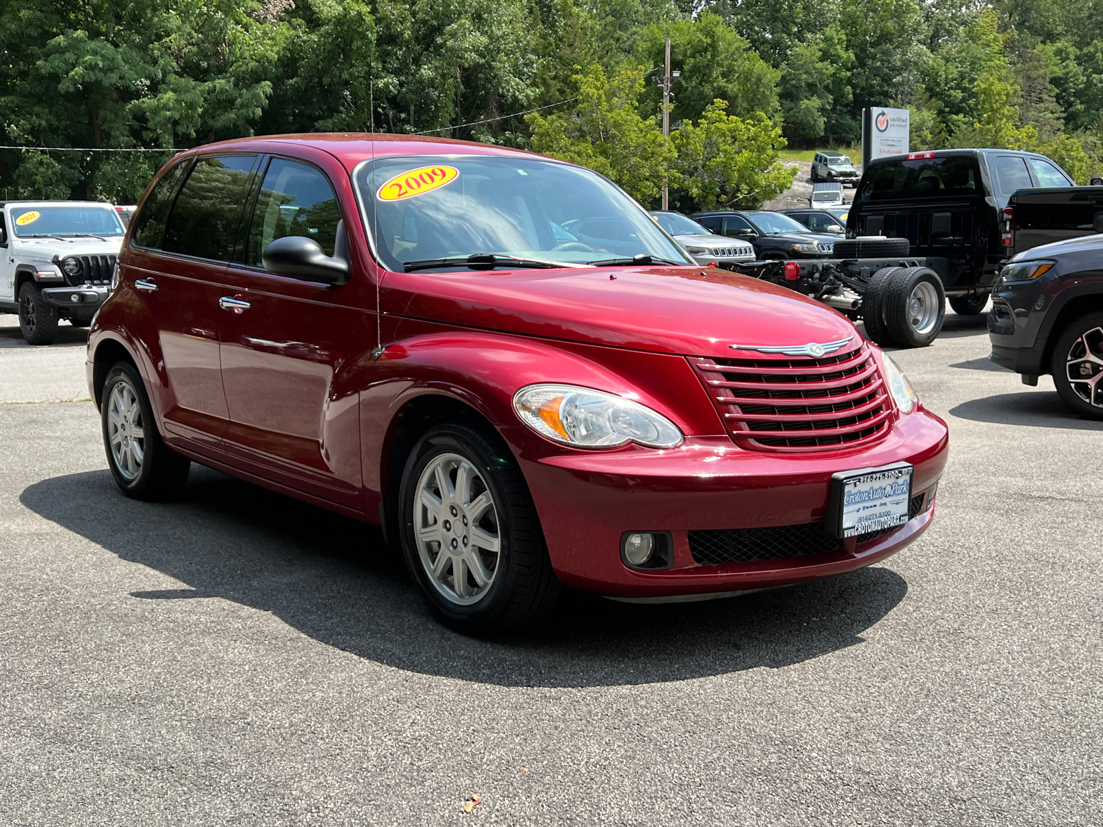 2009 Chrysler PT Cruiser Touring 1