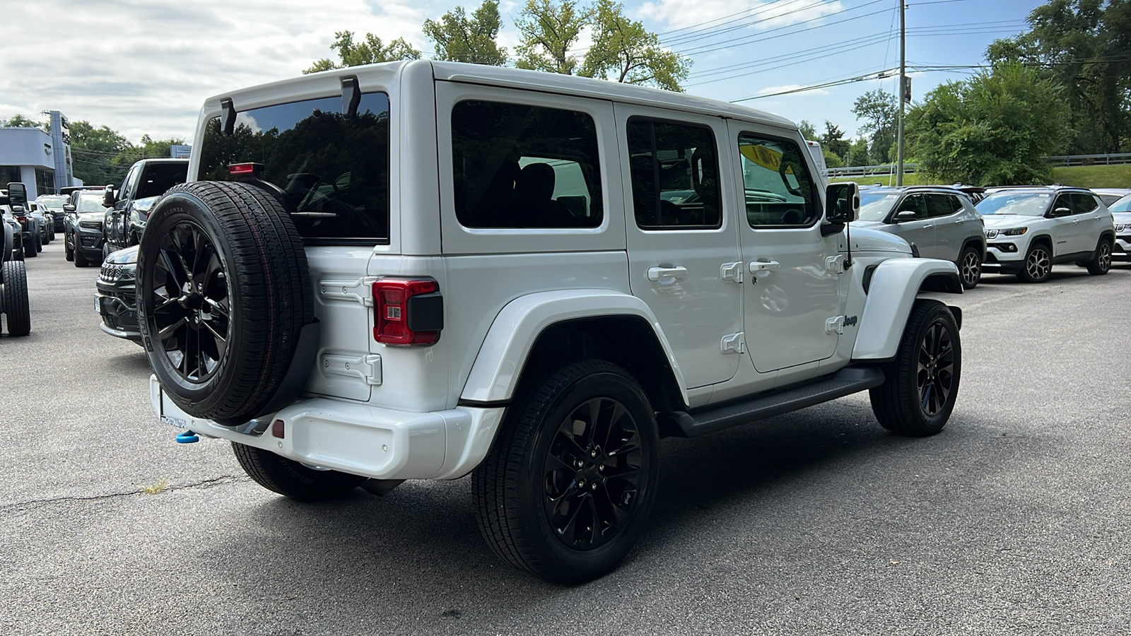 2021 Jeep Wrangler 4xe Unlimited Sahara High Altitude 3