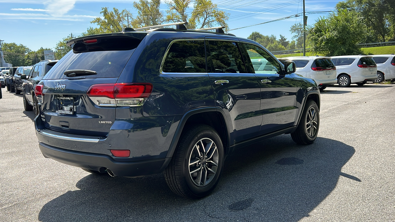 2020 Jeep Grand Cherokee Limited 3