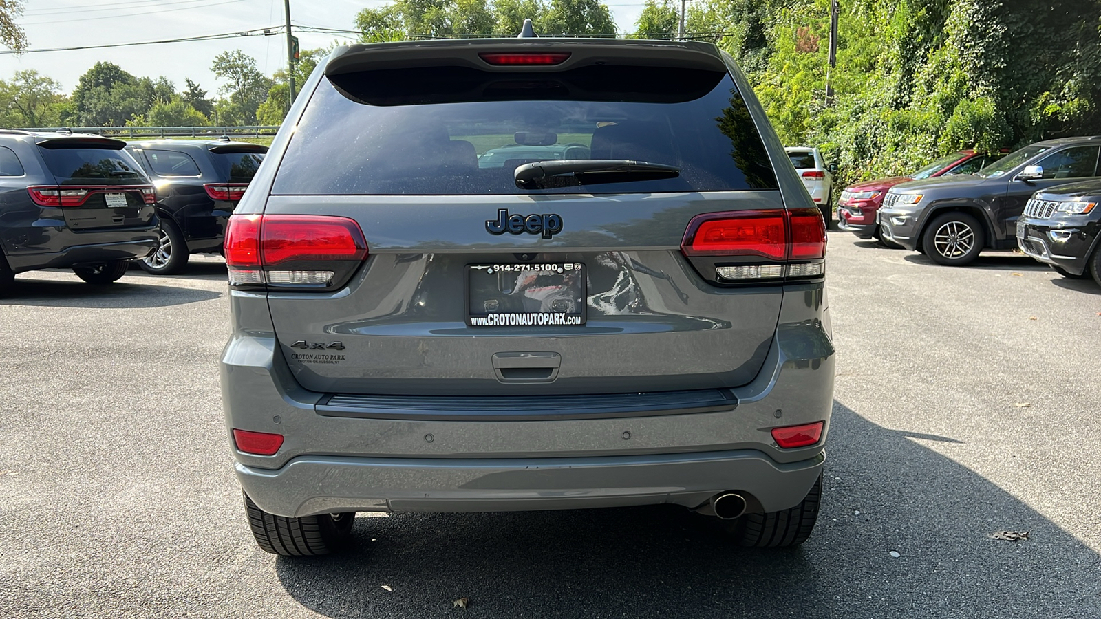 2019 Jeep Grand Cherokee Altitude 4