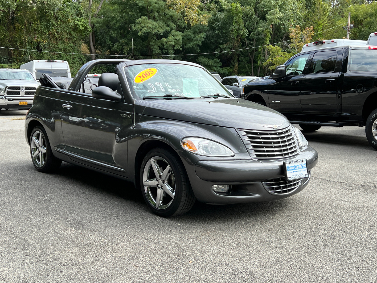 2005 Chrysler PT Cruiser GT 1