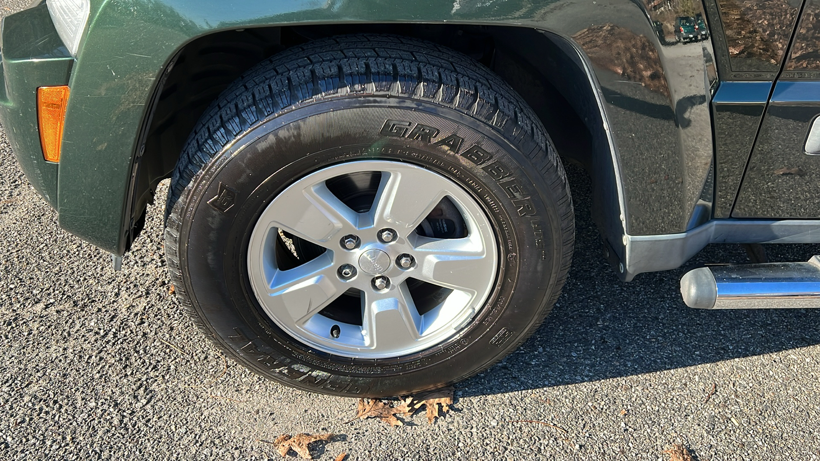 2011 Jeep Liberty Sport 10