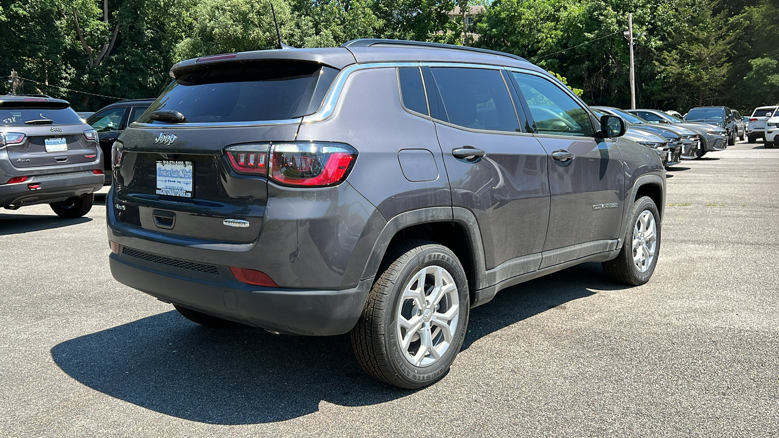 2024 Jeep Compass Latitude 2