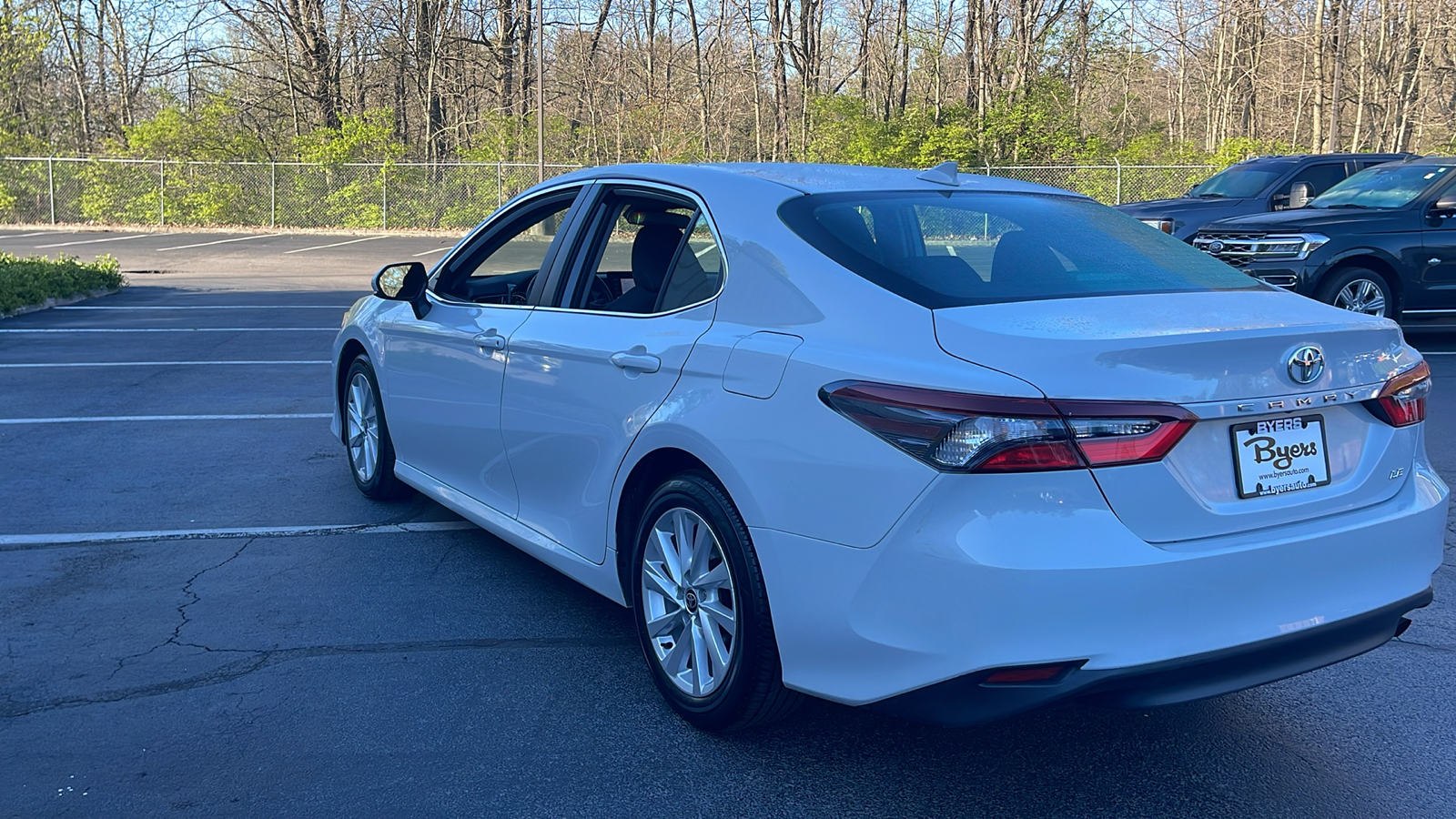 2023 Toyota Camry LE 32