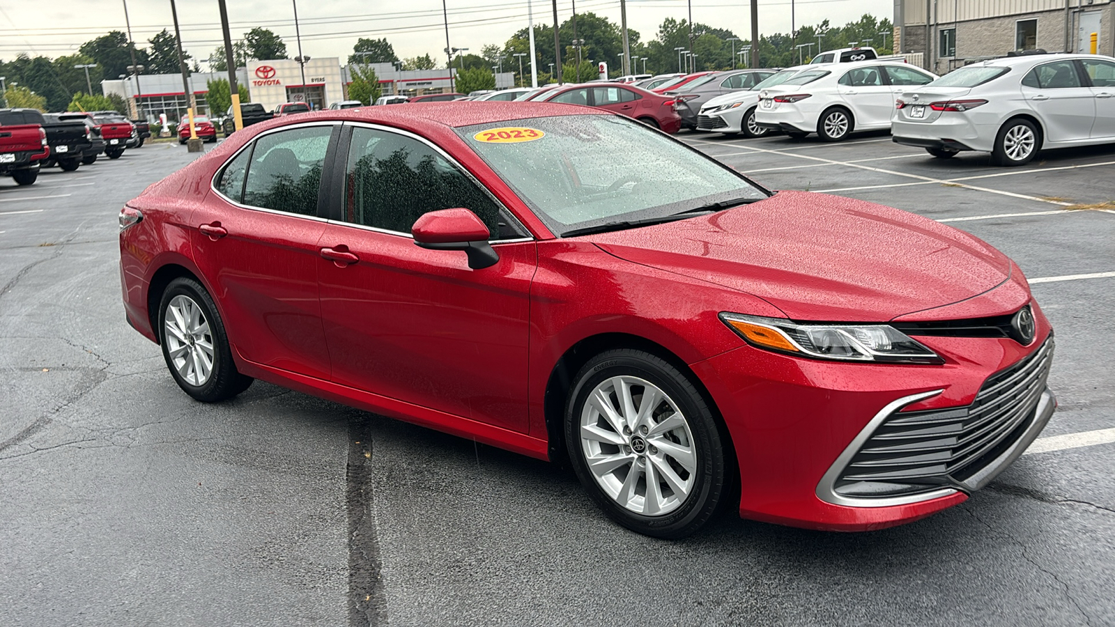 2023 Toyota Camry LE 2