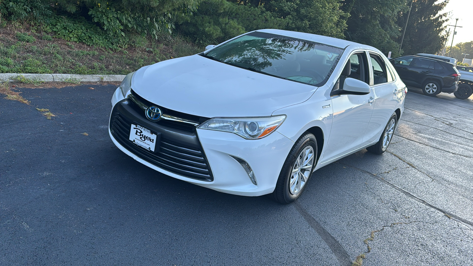 2017 Toyota Camry Hybrid LE 10