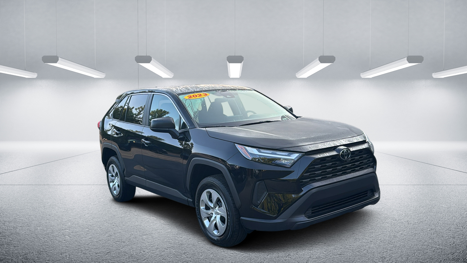 2023 Toyota RAV4 LE 1