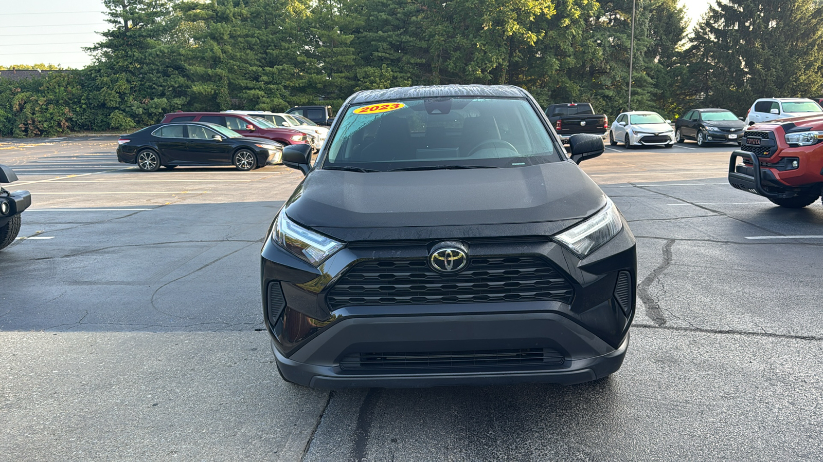 2023 Toyota RAV4 LE 9