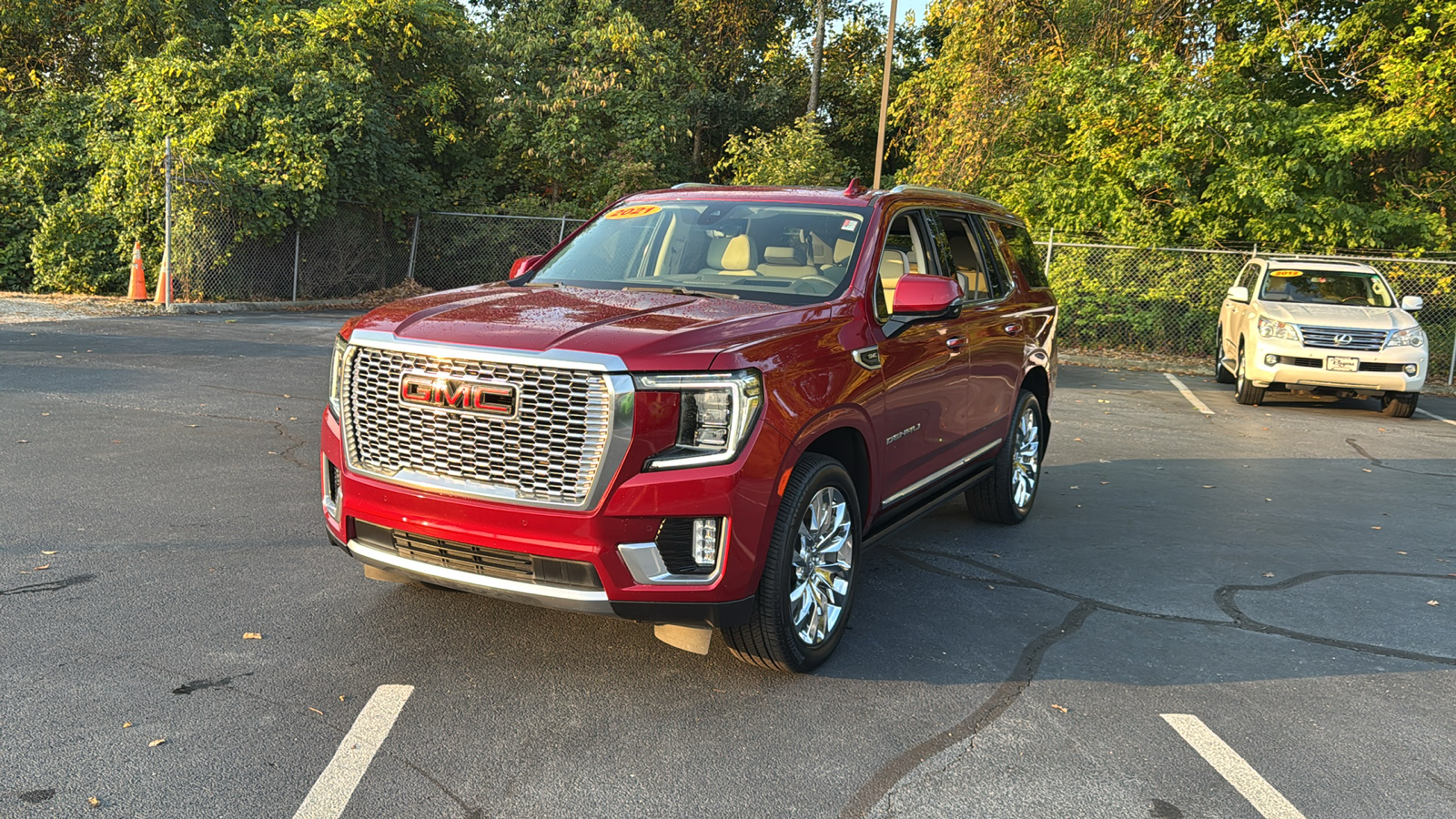 2021 GMC Yukon Denali 10