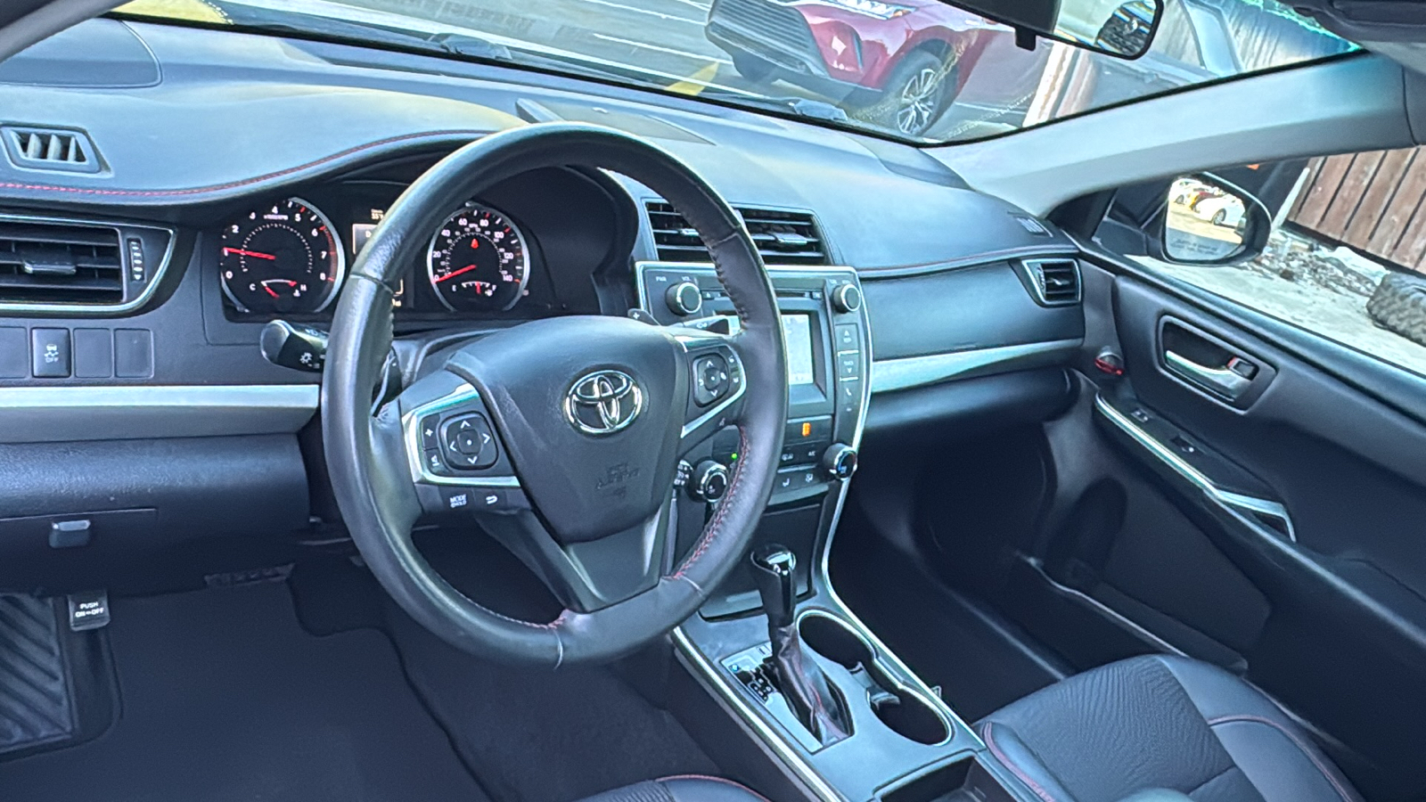 2017 Toyota Camry SE 13