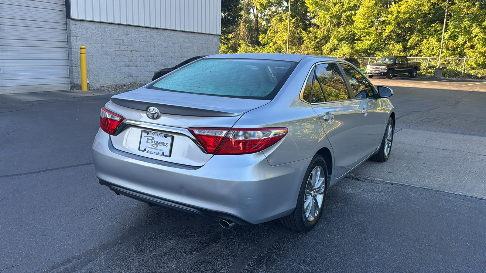 2017 Toyota Camry SE 41