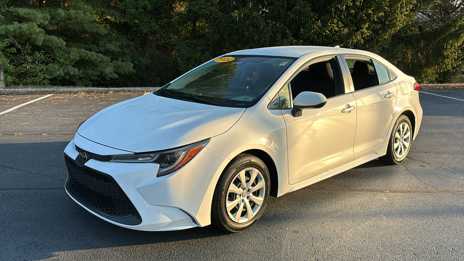 2022 Toyota Corolla LE 10