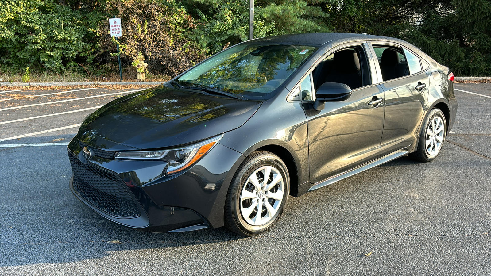 2022 Toyota Corolla LE 10